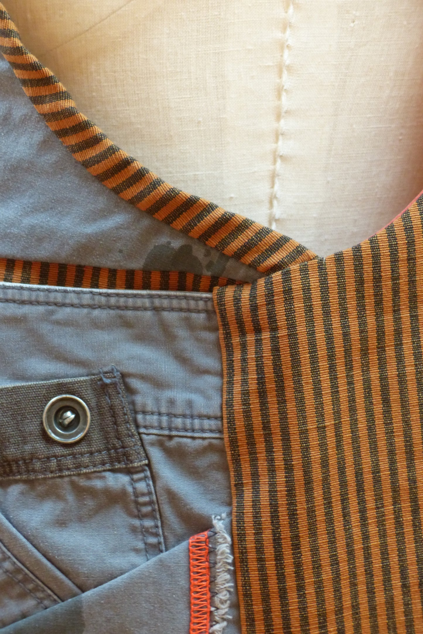 #335 - THE MAKER APRON - PDF PATTERN
