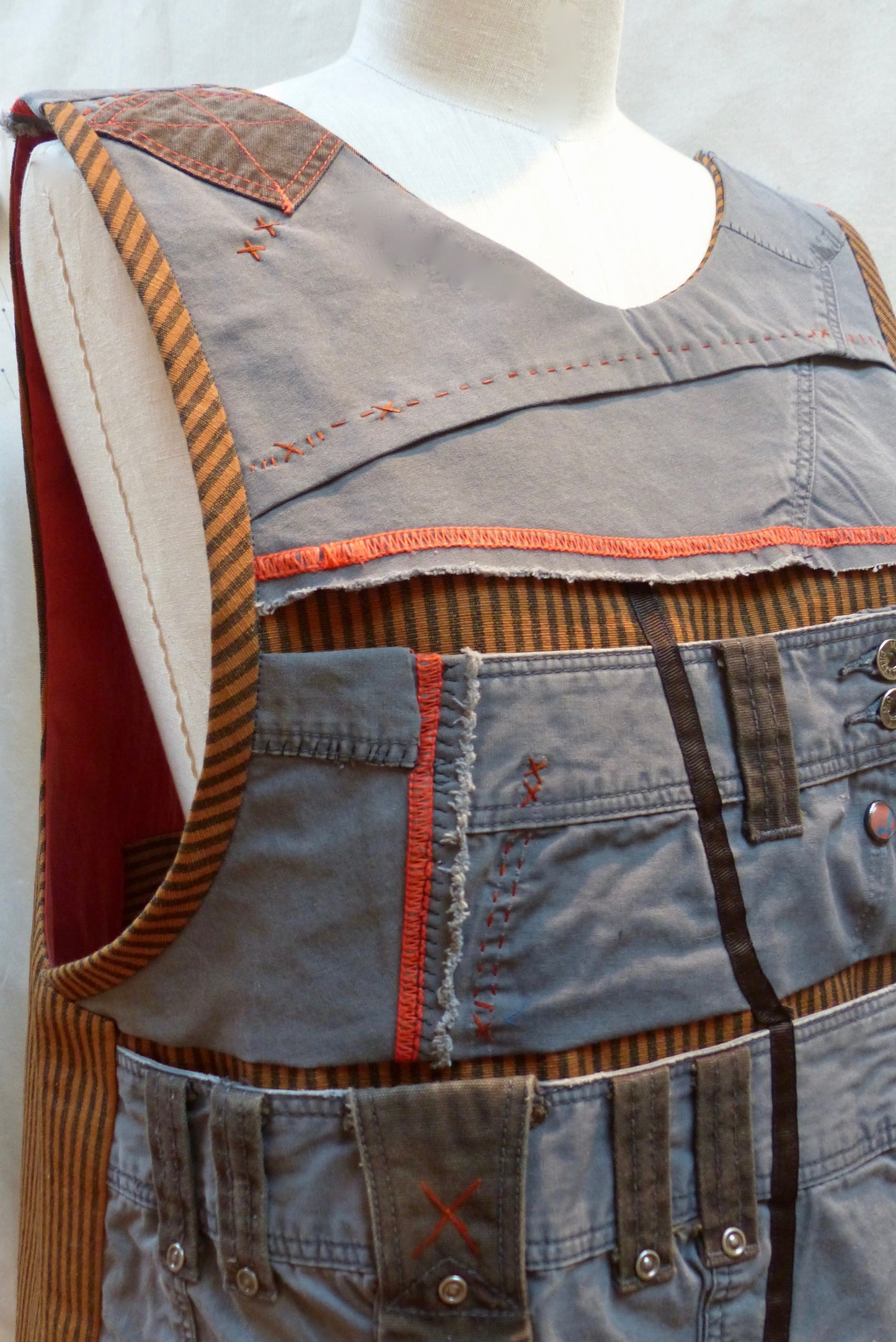 #335 - THE MAKER APRON - PDF PATTERN