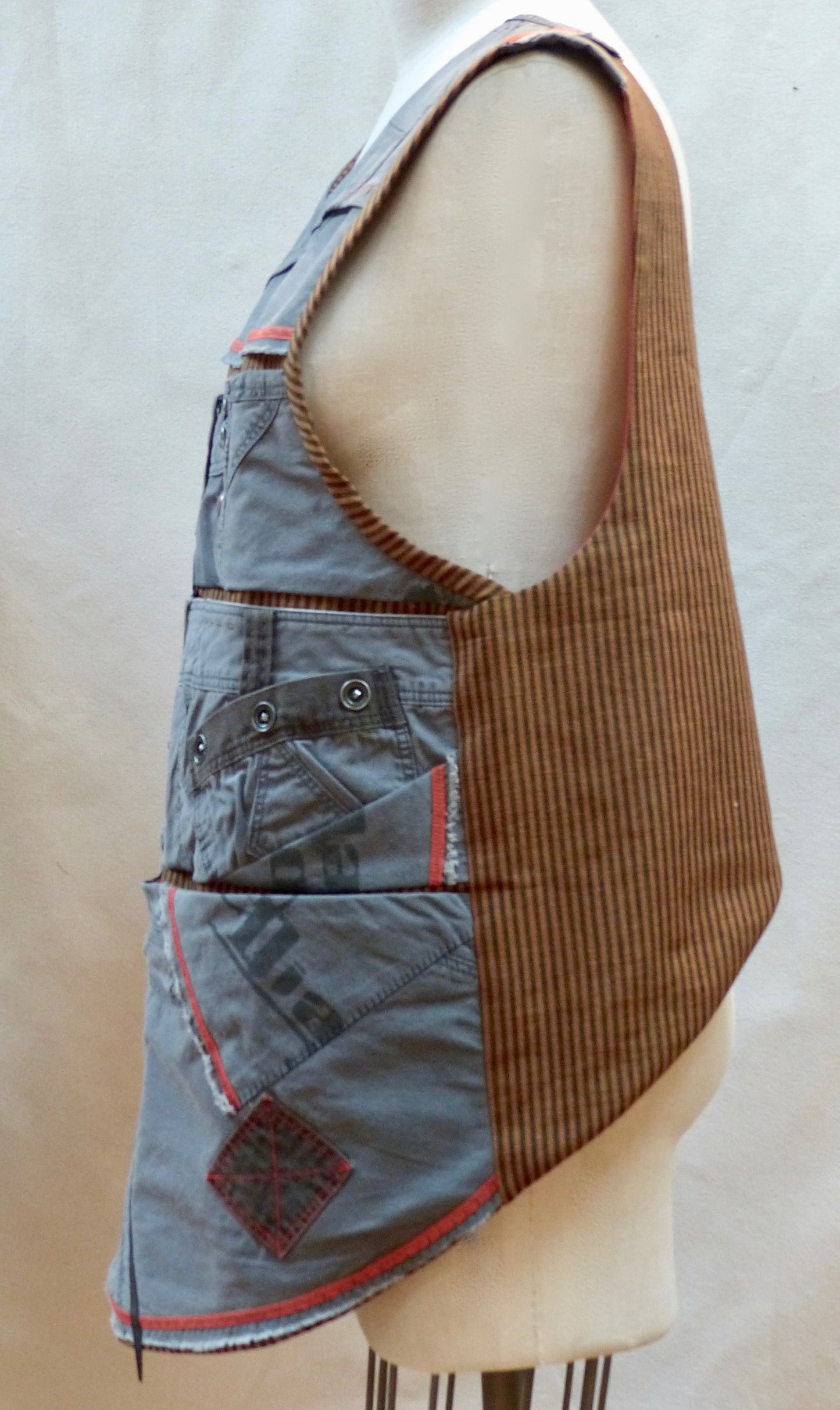 #335 - THE MAKER APRON - PDF PATTERN